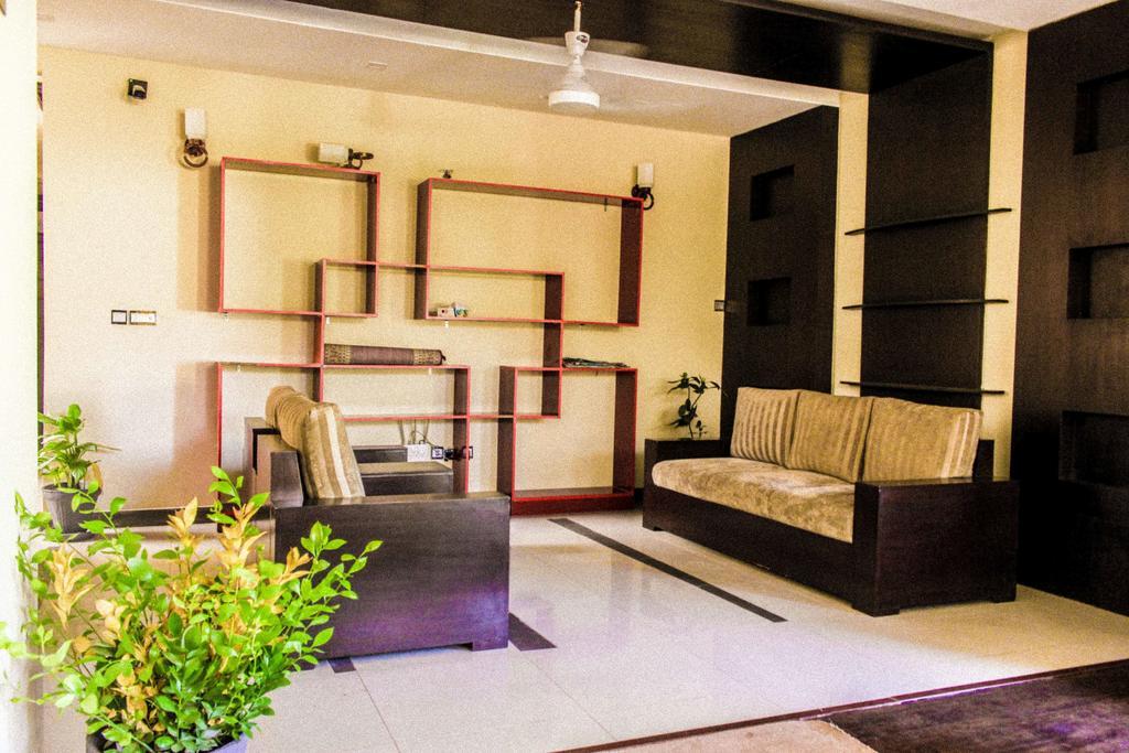 Gofas Lodge Islamabad Bagian luar foto