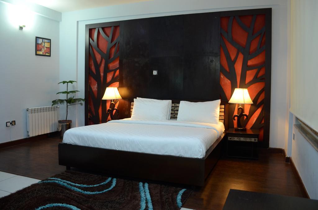 Gofas Lodge Islamabad Bagian luar foto