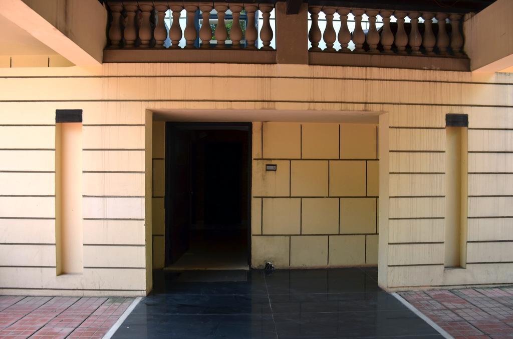 Gofas Lodge Islamabad Bagian luar foto