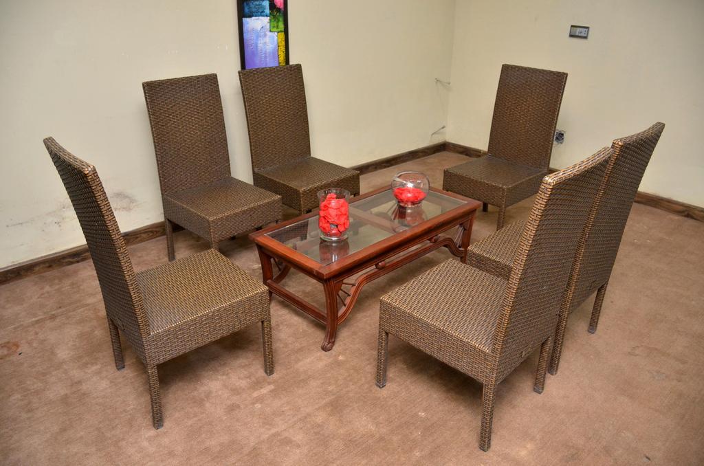 Gofas Lodge Islamabad Bagian luar foto