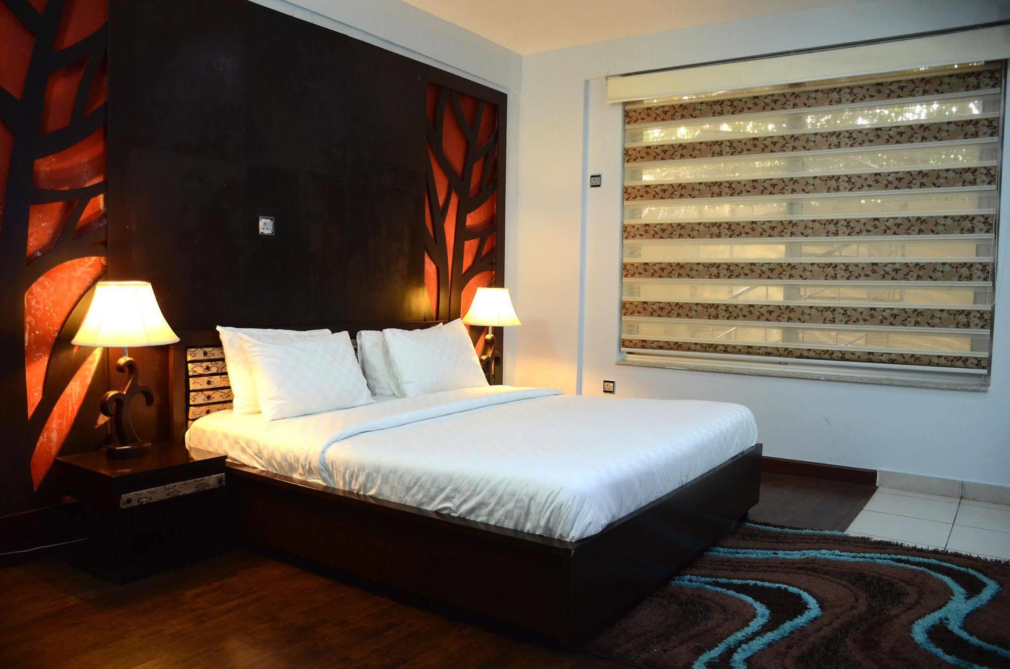 Gofas Lodge Islamabad Bagian luar foto