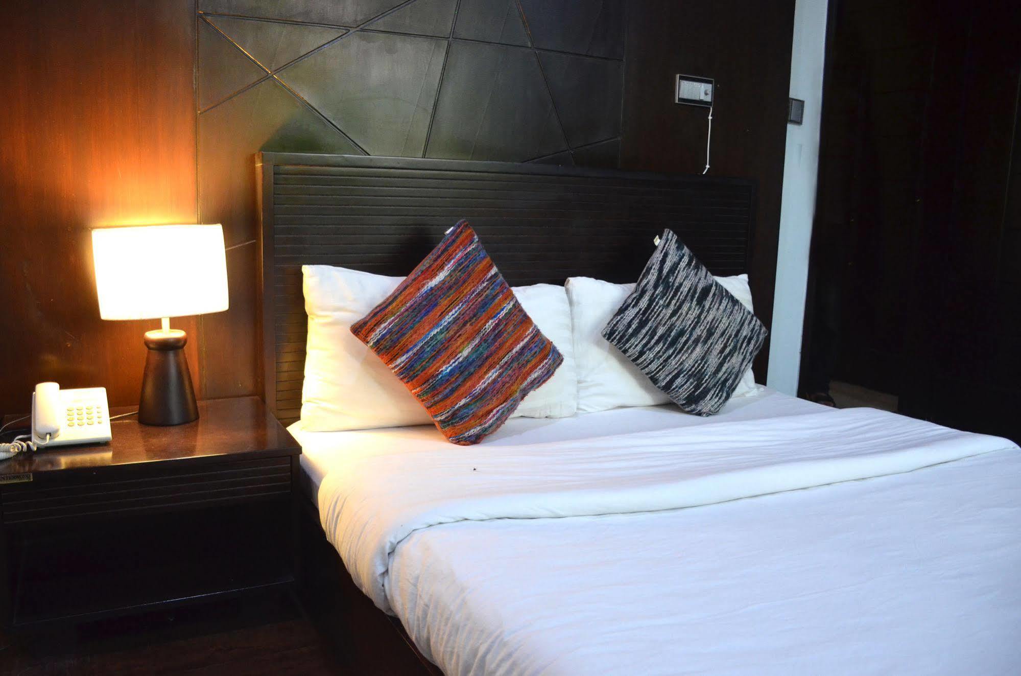 Gofas Lodge Islamabad Bagian luar foto