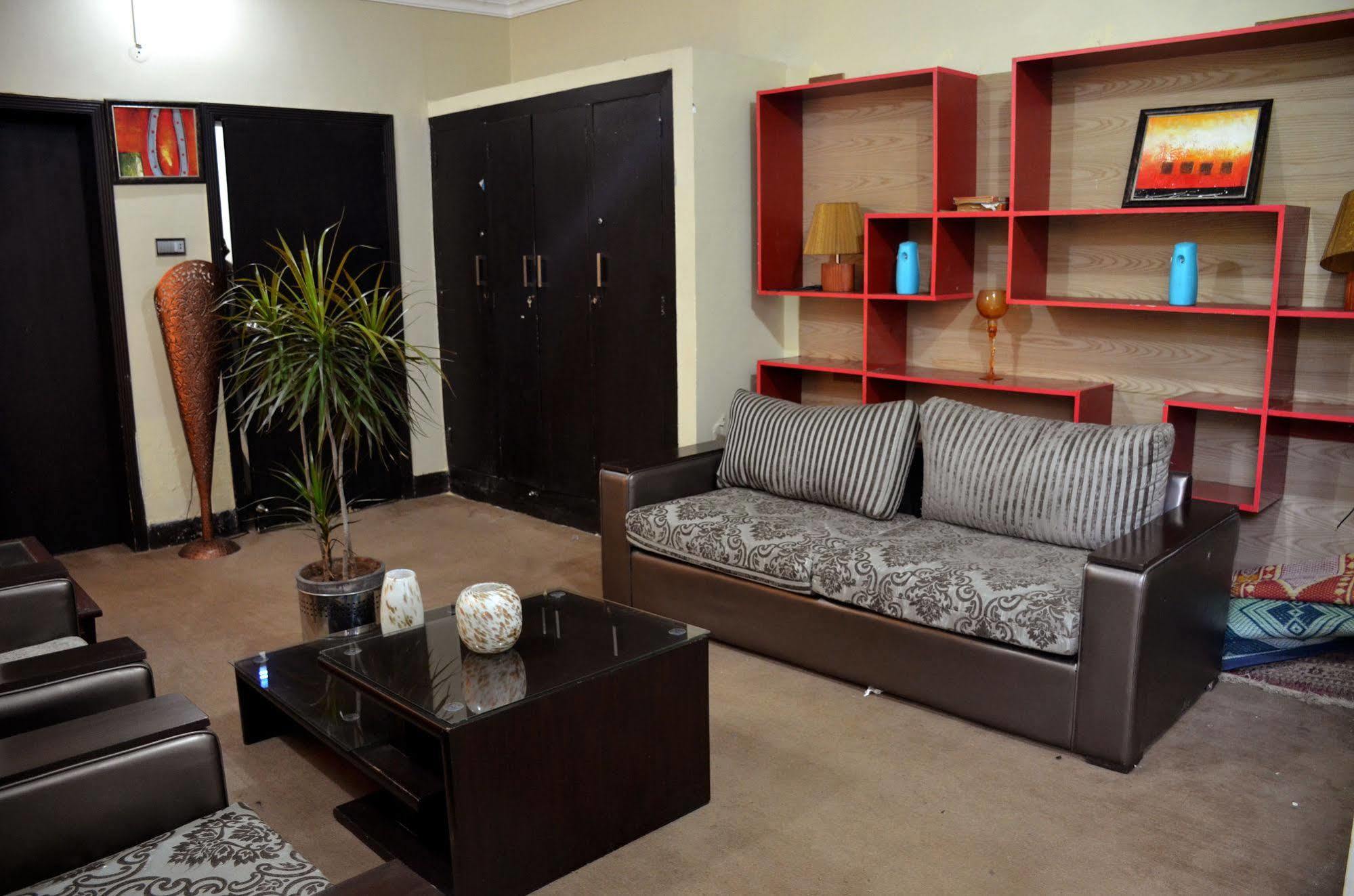 Gofas Lodge Islamabad Bagian luar foto