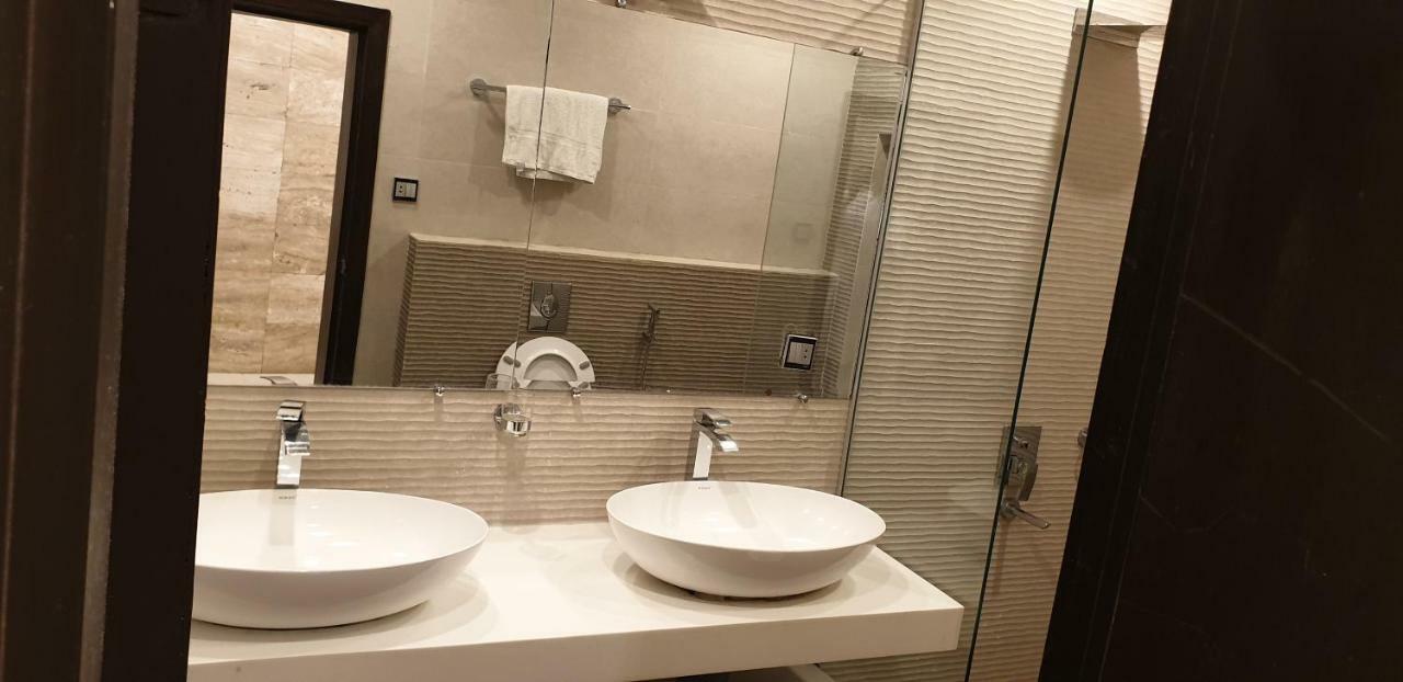 Gofas Lodge Islamabad Bagian luar foto