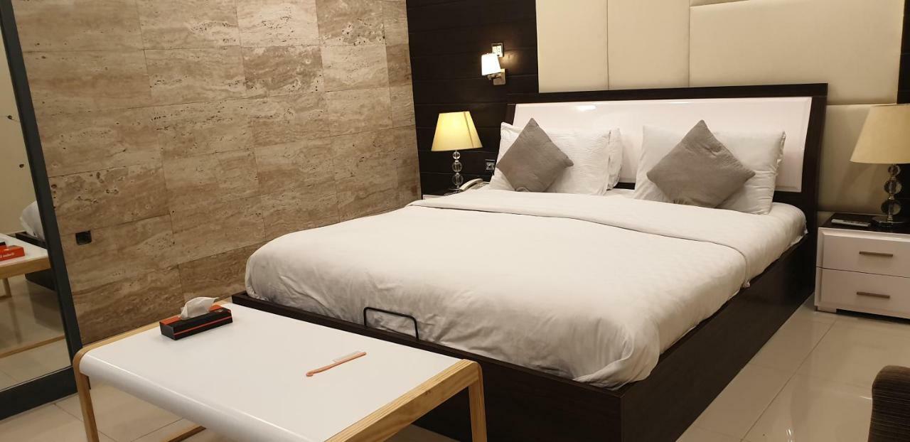 Gofas Lodge Islamabad Bagian luar foto
